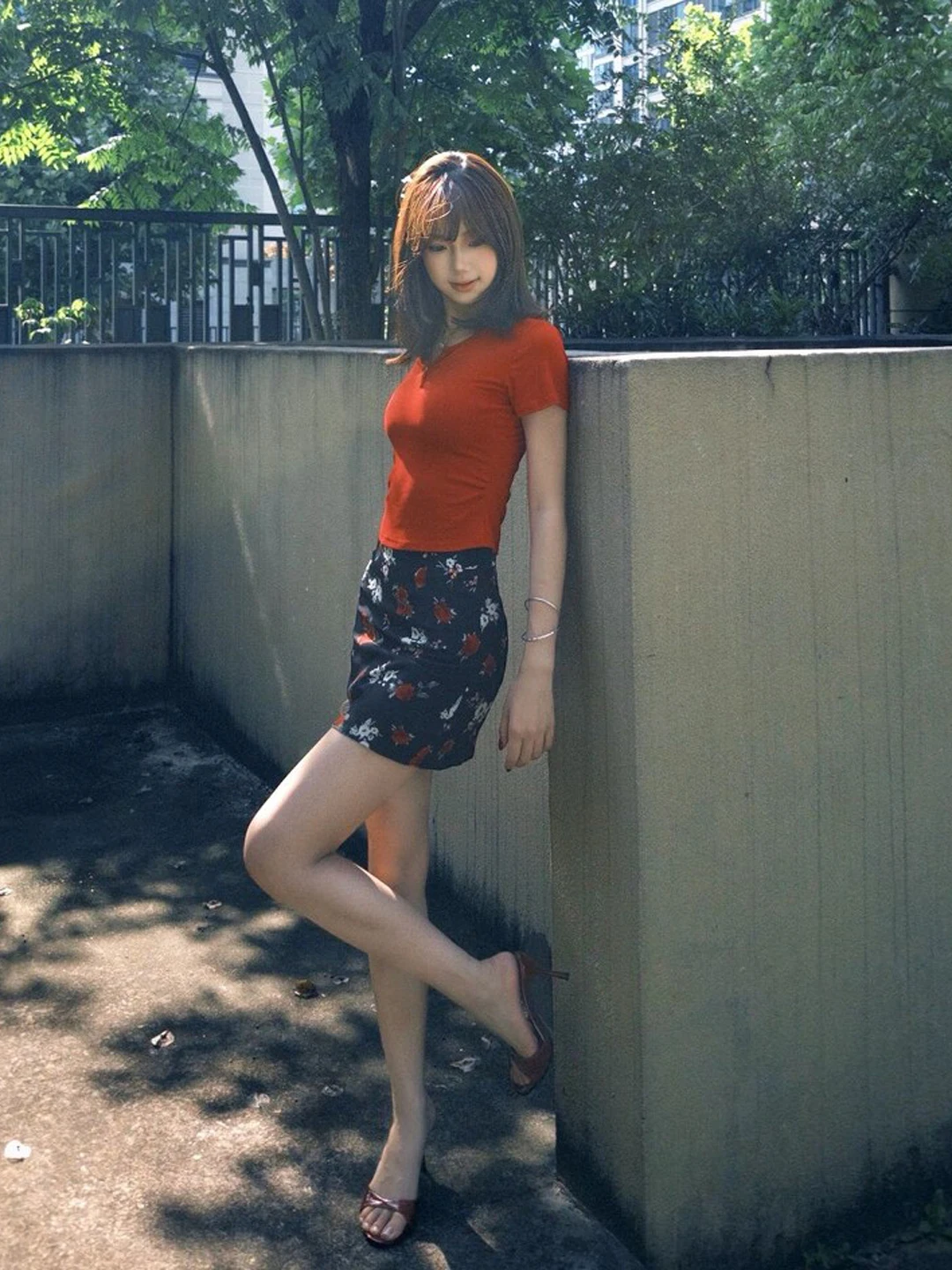 

Retro Style Unique Super Good Looking Top And Half Skirt Two Piece Set Small Size Summer Fashionable Outfit Complete Set