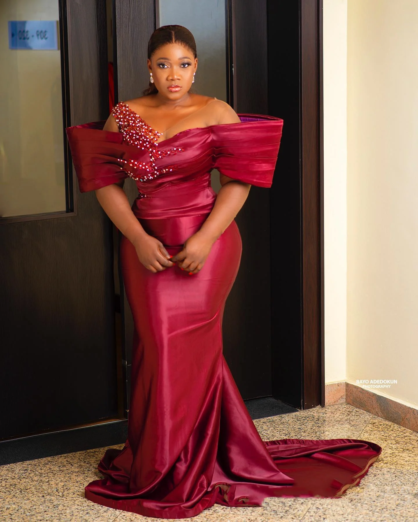 Burgundy Red Mermaid Evening Dress Beaded Satin Ball Dress Phantom Birthday Dress Engagement Party Dress Customization