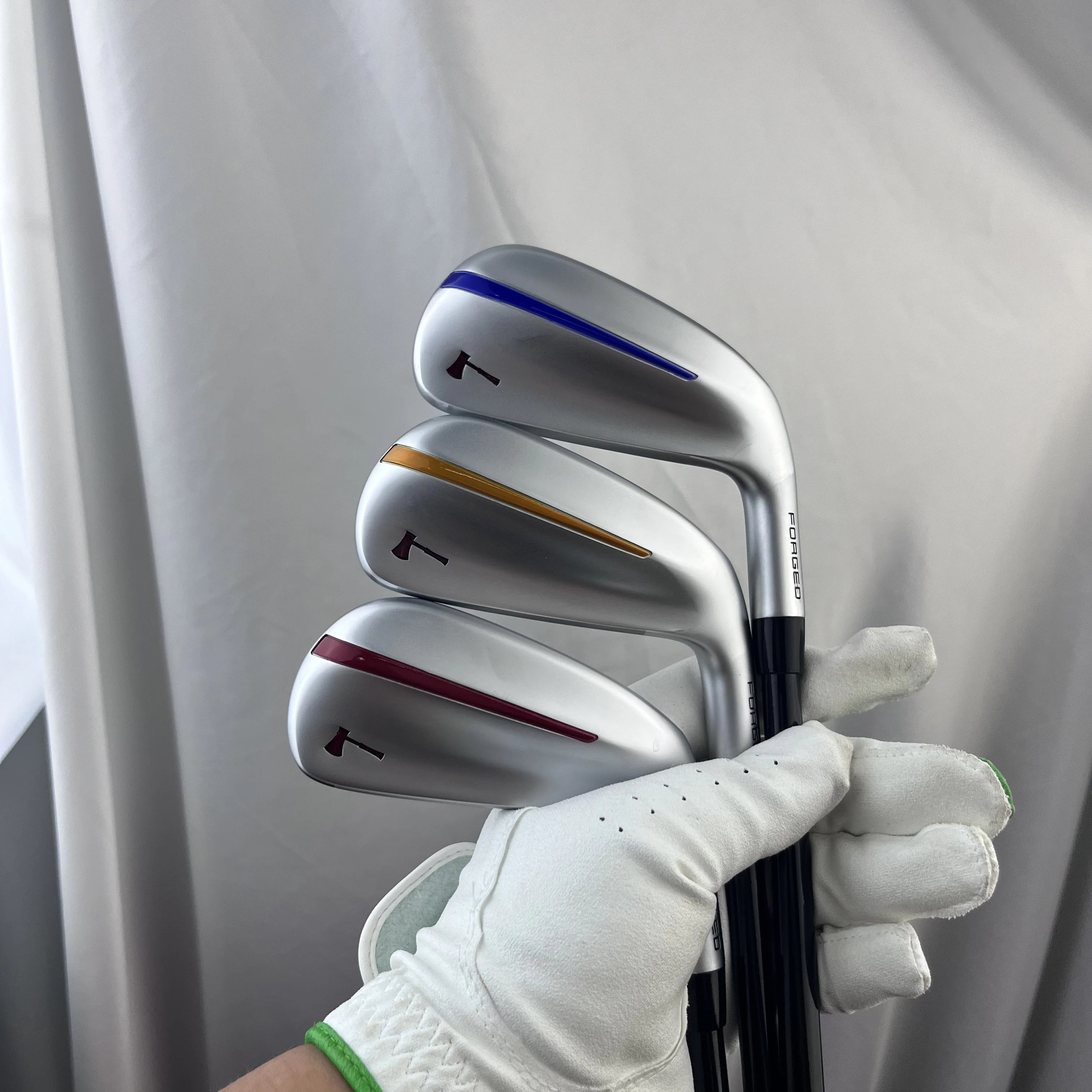 

Tomahawk Value Golf Driving Soft Iron - Durable Forged Head and Non-Slip Grip