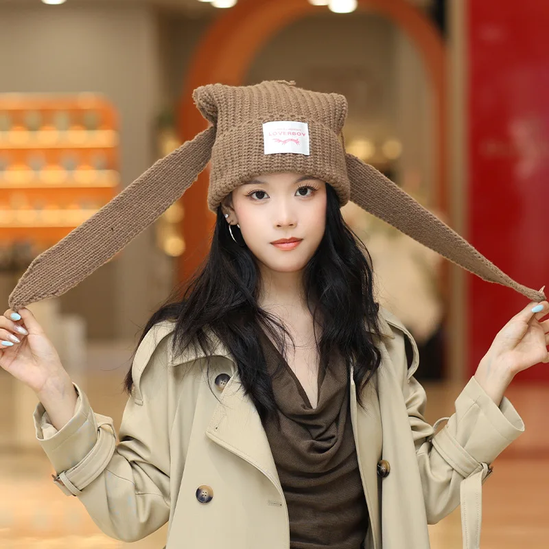 قبعة محبوكة حلوة ولطيفة للأطفال، حماية الأذن الدافئة للخريف والشتاء، قبعة محبوكة برقعة حروف لعيد الميلاد