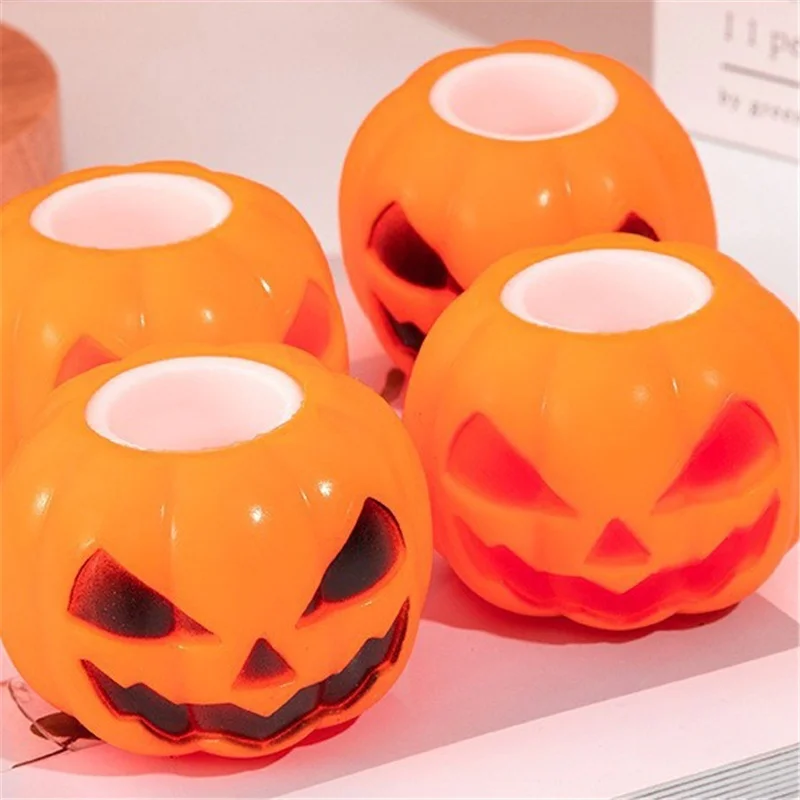 Halloween Themed Pop‑Up Squeeze Toy Pumpkin Skull Shape Fidget Stress Relief Toy Decompression Venting Desktop Decor Party Gift