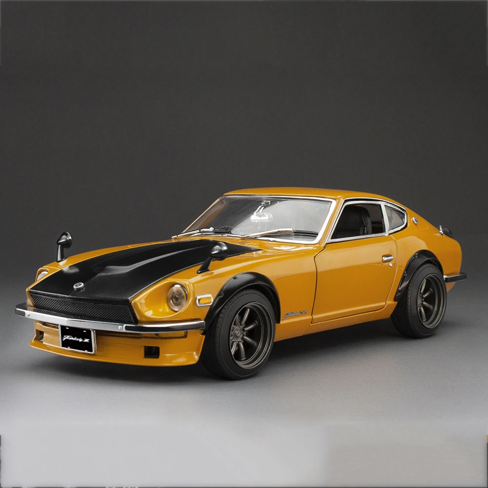 

Sun Star 1:18 1971, Nissan Fairlady Z (S30) — оранжевый (RHD) модель автомобиля из сплава, коллекционные металлические автомобили с дисплеем