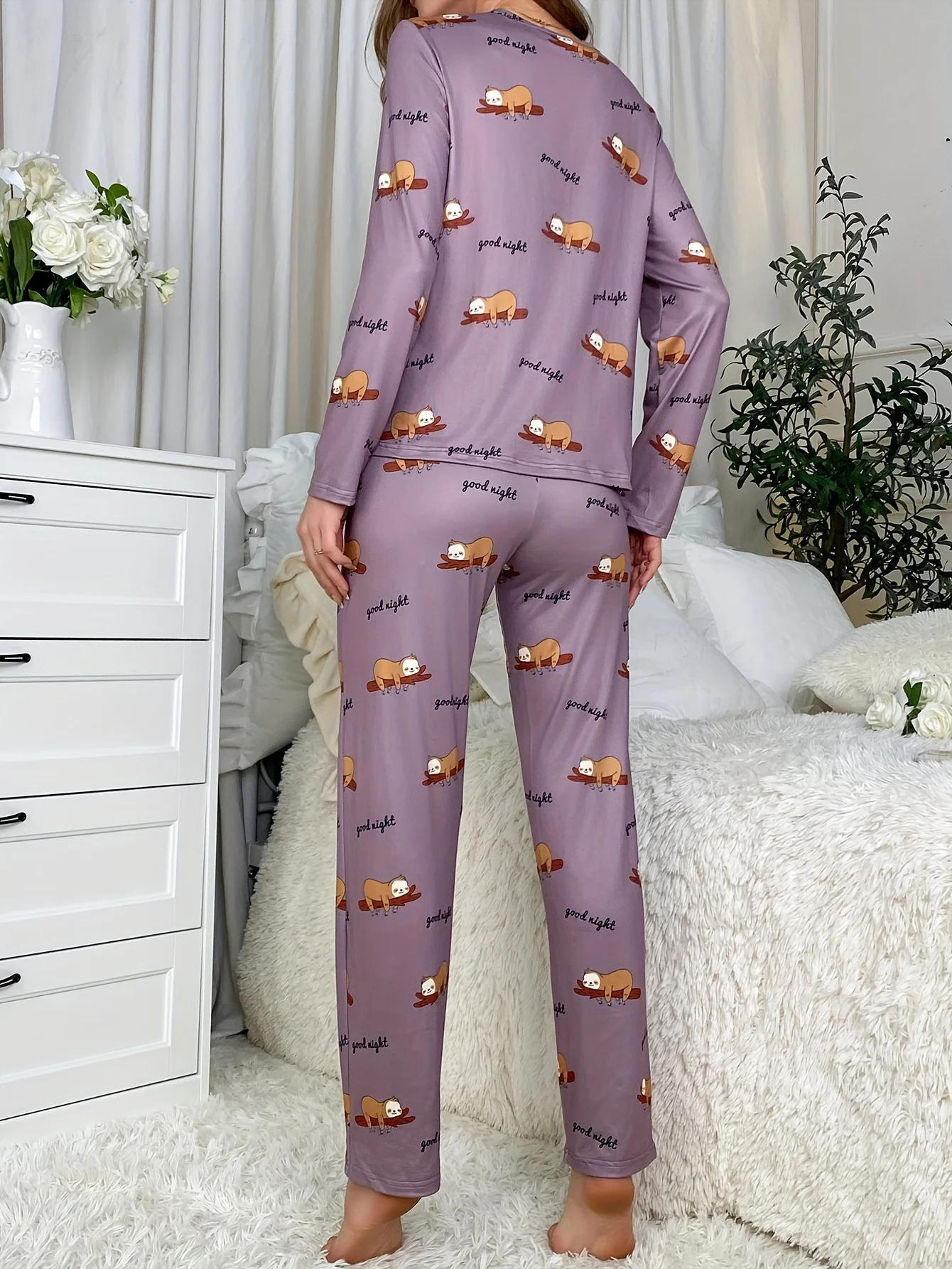 Women\'s new style casual pajamas set cartoon long sleeves and pants two sets of cute home wear