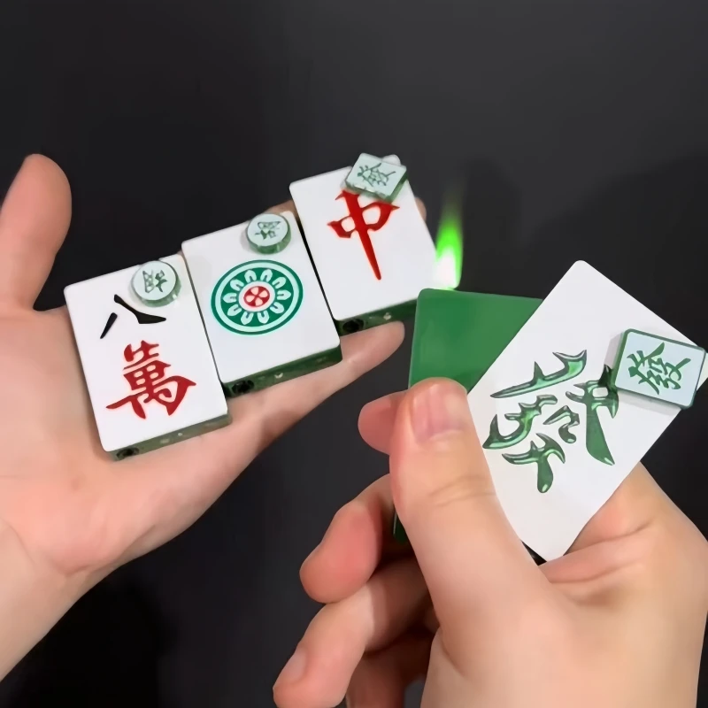 

Creative Poker Personalized Lighter Spades Ace Windproof Direct Charge Green Flame Fancy Outdoor Windproof Lighter
