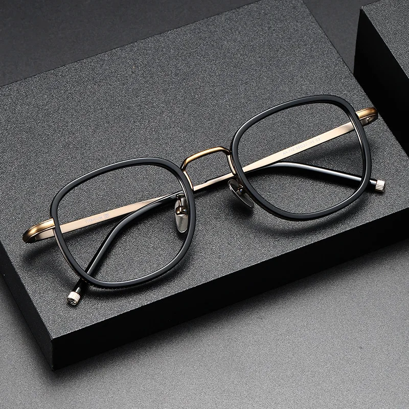 Model, Shantou Newest Ultra-Light Pure Titanium Myopia Glasses Frame, Blue Light Protection, Casual Shenzhen High Quality 712