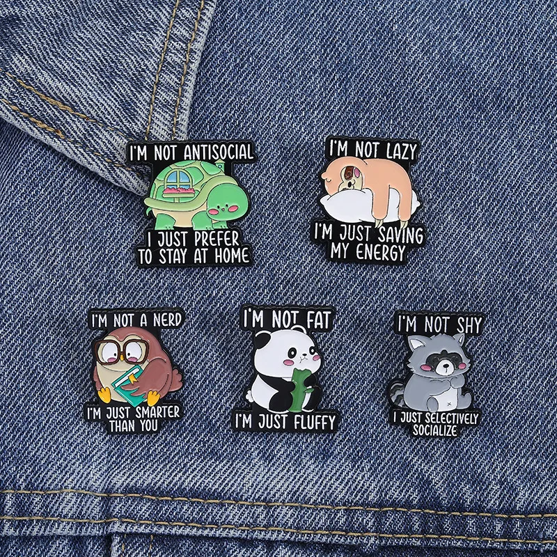 Animal dos desenhos animados broche pinos bonito panda urso tartaruga preguiças pássaro carta eu não sou gordo apenas fofo esmalte corsage jóias acessório p