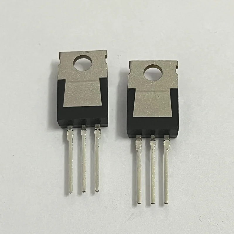 10PCS BT136-600E BT136-600 TO220 새로운 오리지널