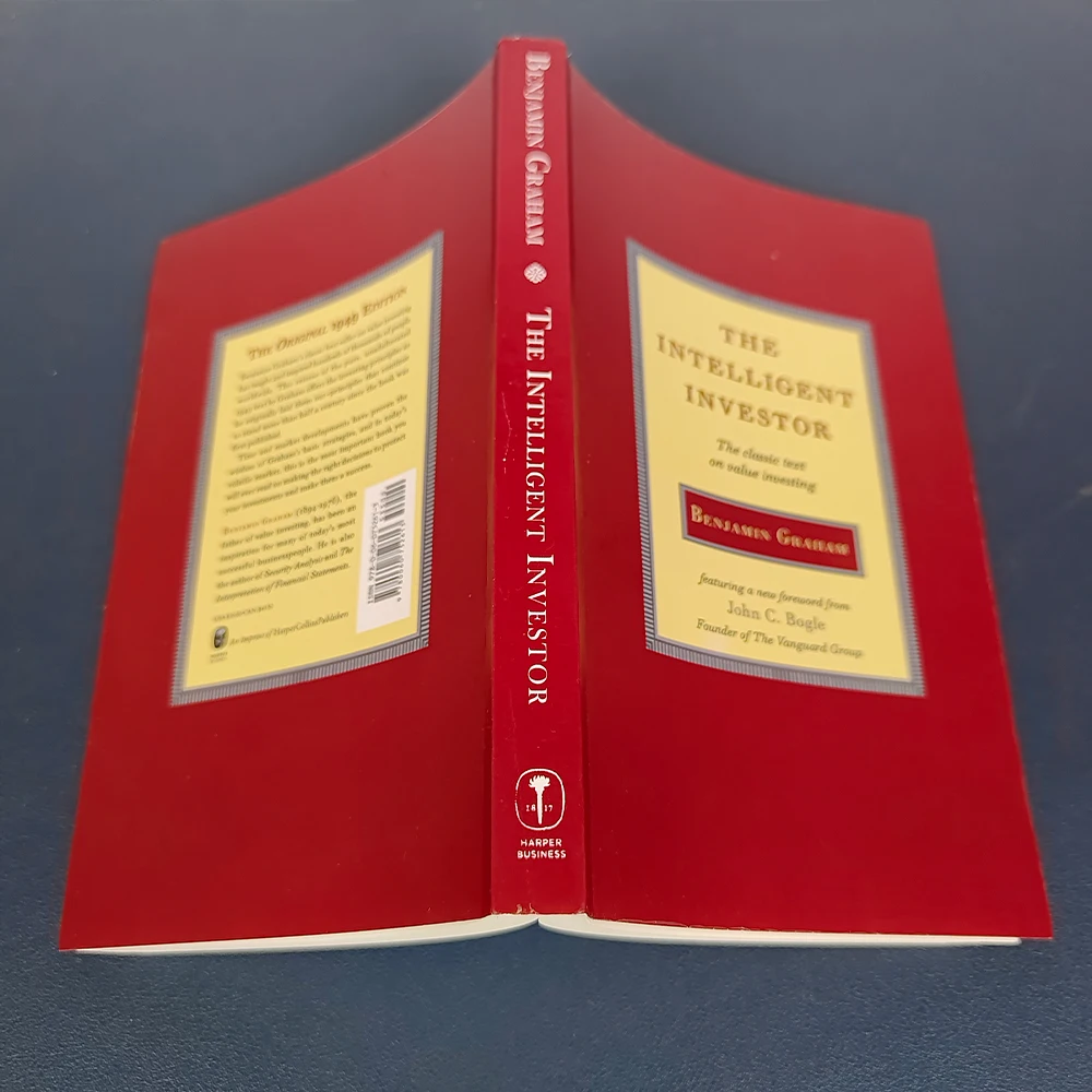 The Intelligent Investor Benjamin Graham Paperback English book