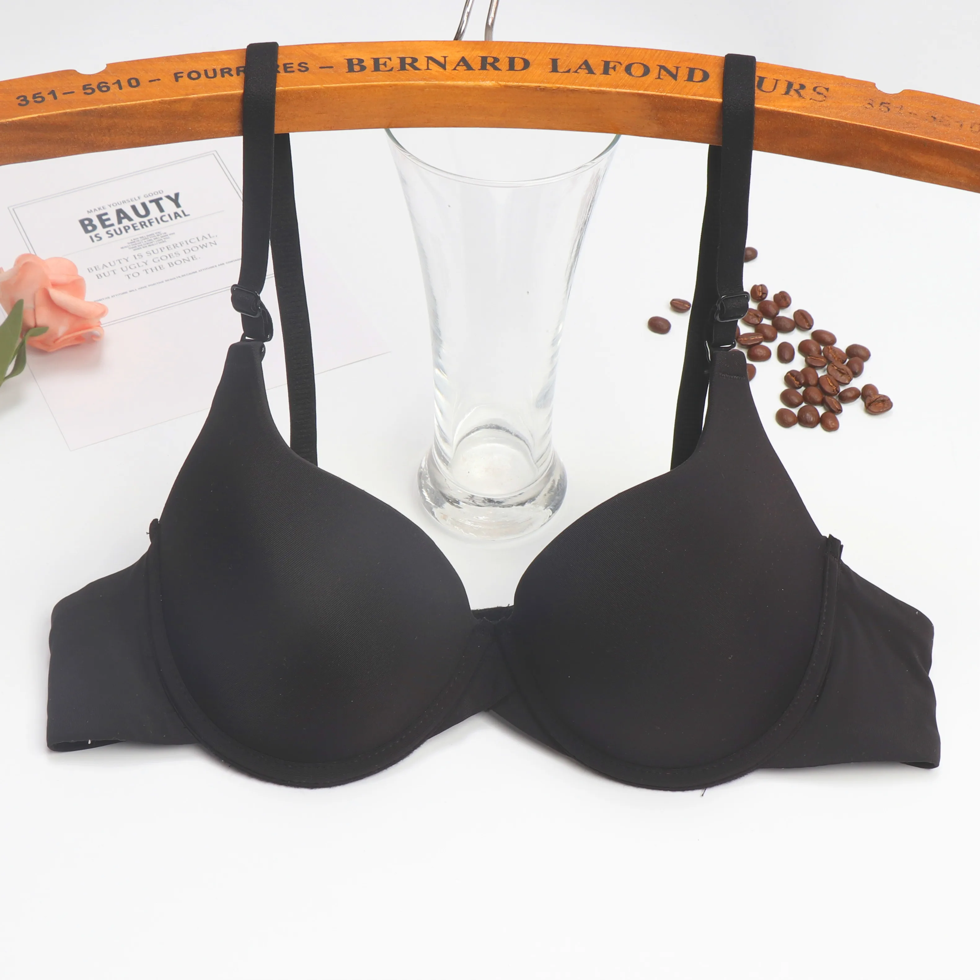 Yenlice Sexy Push Up Áo Lót Ngực Cho Nữ 3/4 Màu Trơn Nội Y Tập Hợp Quần Lót Trên Mỏng Dưới Dày BCup Nữ Nhỏ áo Lót Ngực