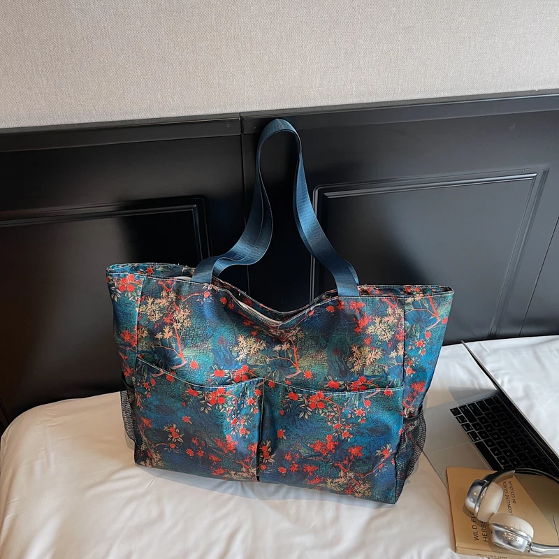 

Нейлоновые сумки на плечо большой емкости с принтом цветов, модные женские сумки 2025 года, Лидер продаж, простые мягкие универсальные сумки-тоут