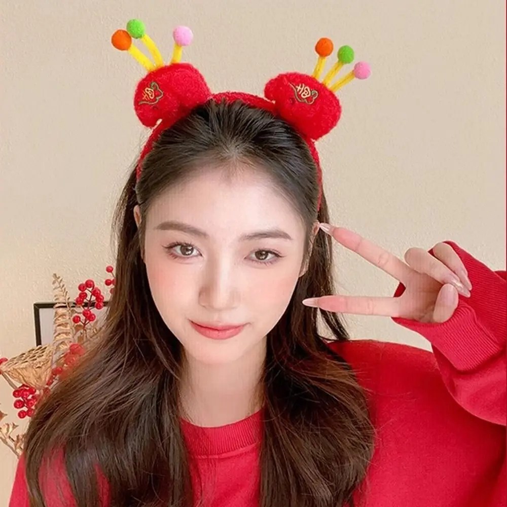 

Red Hairband 2024 Happy New Year Headband Cartoon Chinese Style Dragon Doll Headband Embroidery Hair Hoop Child Headwear