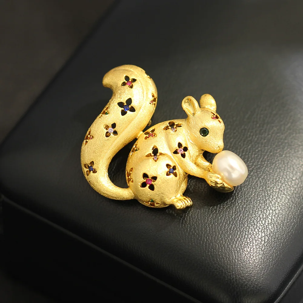 Vintage Gold Brushed Squirrel Pearl Brooch, Colorful Gem Hollow Pin for Suit Coat