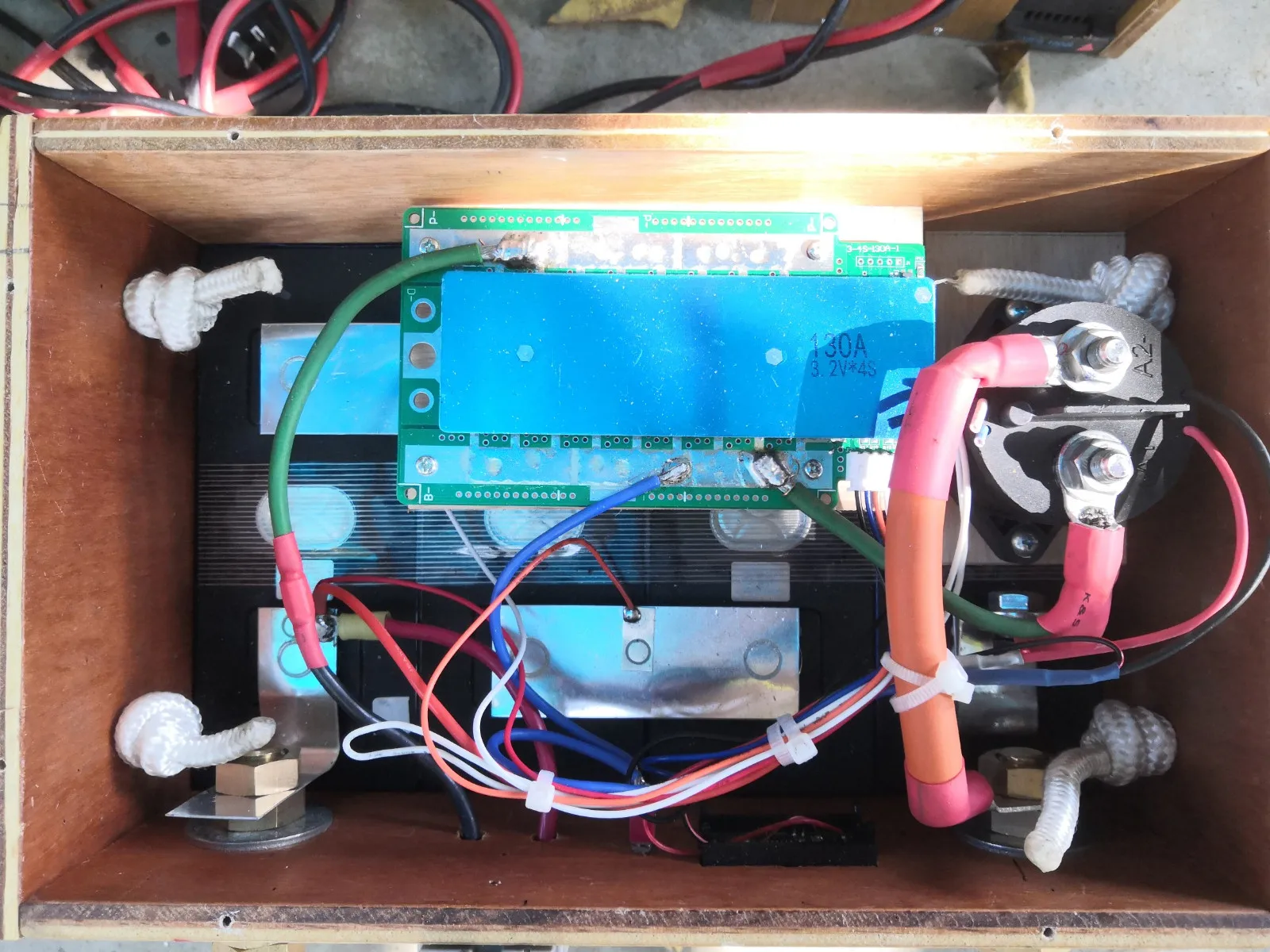 Imagem -04 - Bms Lifepo4 Bateria de Lítio Proteção Board Balance 200a 260a 300a 12.8v Motocicleta Carro Iniciar rv Inversor 130a390a 4s 12v