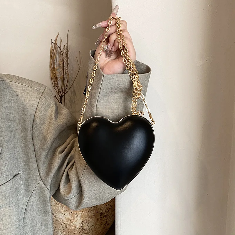 Heart Shaped Fashion Clutch Evening Bag Female Luxury Designer Shoulder Bag High-Grade Wedding Party Lovely Mini Chain Purse