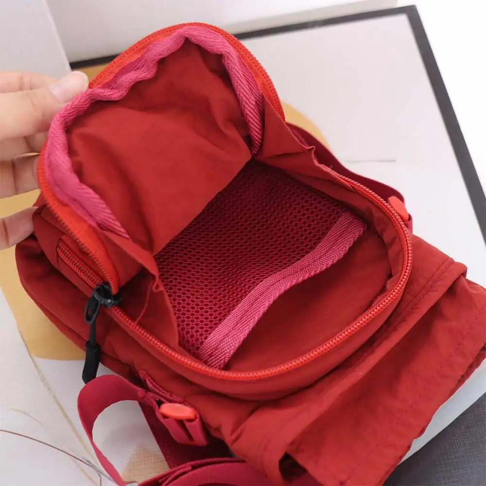 Canvas-Schultertasche für Wasserflaschen, einfarbig, mit Kordelzug, Umhängetasche für Mobiltelefone, im koreanischen Stil, minimalistische Tasche für Wasserflaschen. – Detail 5