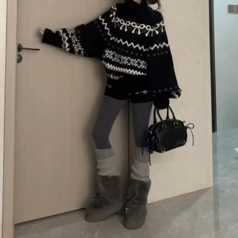 

Set Bow Jacquard Sweater Autumn and Winter New Turtleneck Top Women's High Waist Shorts Knitted Two-piece Set