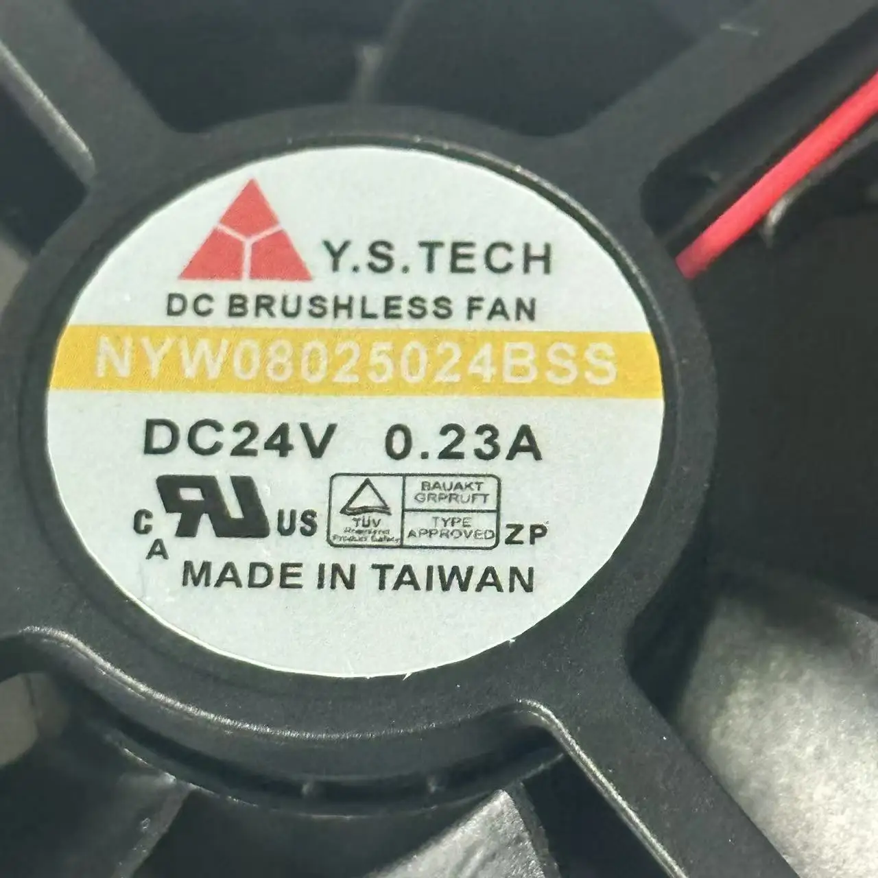 Y.S TECH NYW08025024BSS DC 24V 0.23A 80x80x25mm 2-wire Server Cooling Fan