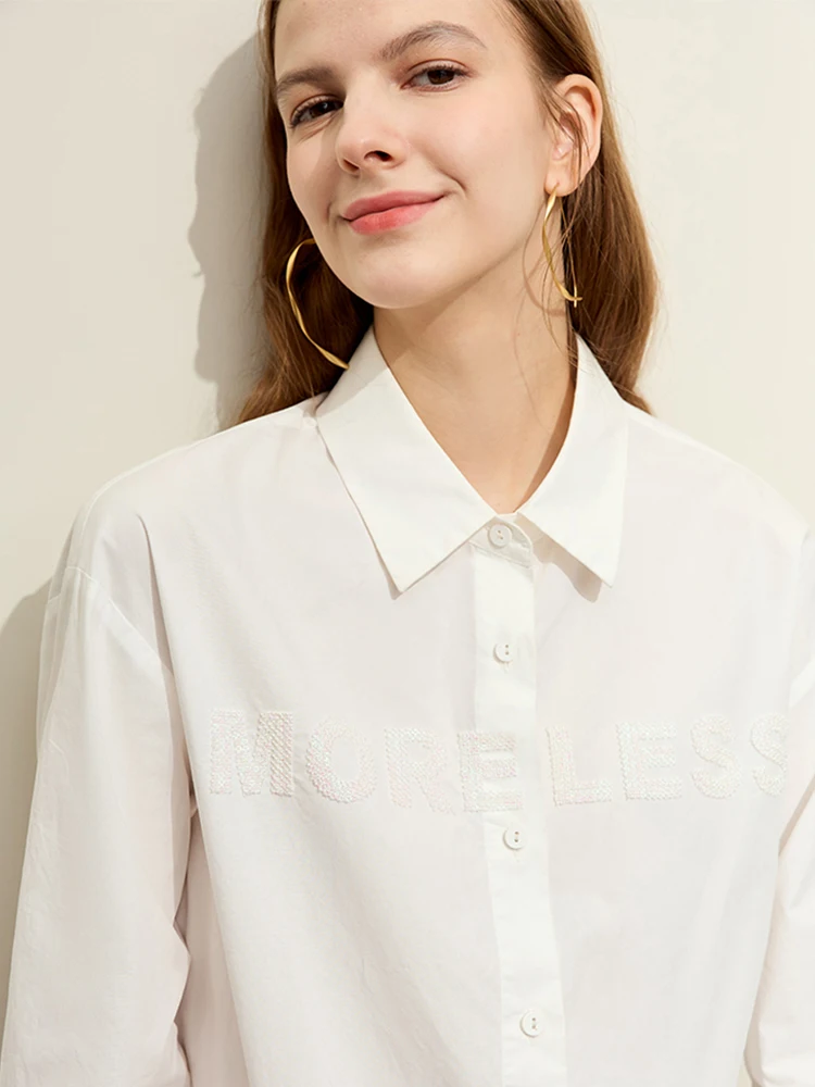 AMII Minimalism 2023 Autumn New Women Shirts & Blouses Mid-length Letter Embroidery Loose Office Lady Solid Blouse 12323017