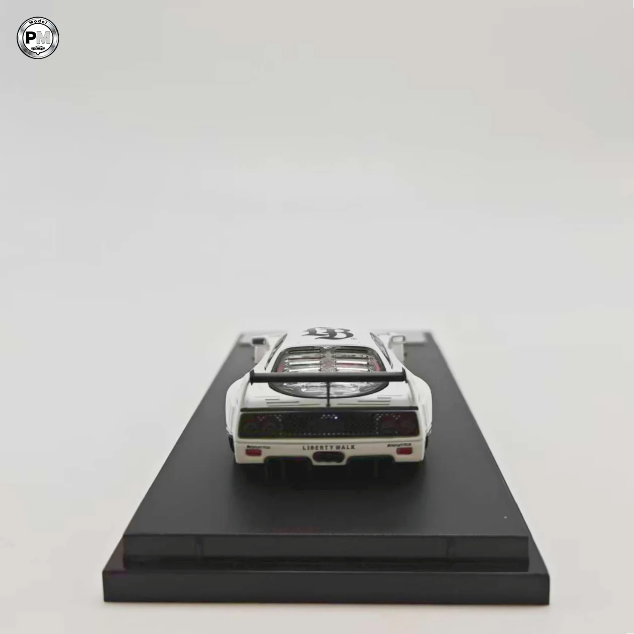 SW 1:64 F40 LBWK GHOST PLAYER إصدار مخصص طراز سيارة مصنوع من خليط معدني