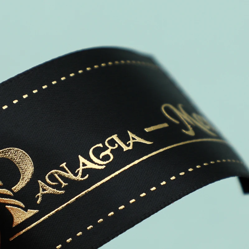 Customized inquiry Hot Silver UV Printed Custom logo of Gilded Label Customized Clothing Woven Labels Accessories Label Printing