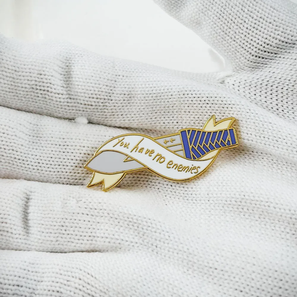 ليس لديك أعداء المينا دبوس Thorfinn Karlsefni Shortsword شارة Vinland Saga الطرفية مجوهرات هدية #5