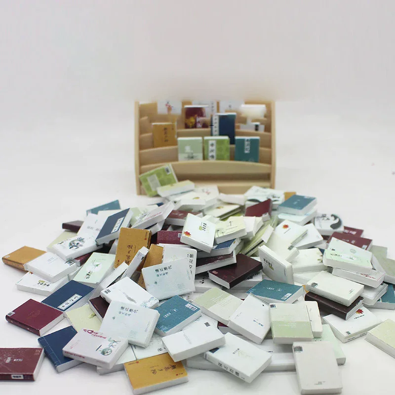 20Pcs 1:12 Dollhouse Miniature Comic Books Model Small Books Kids Pretend Play Toys Doll House Study Scene Decor Accessorie