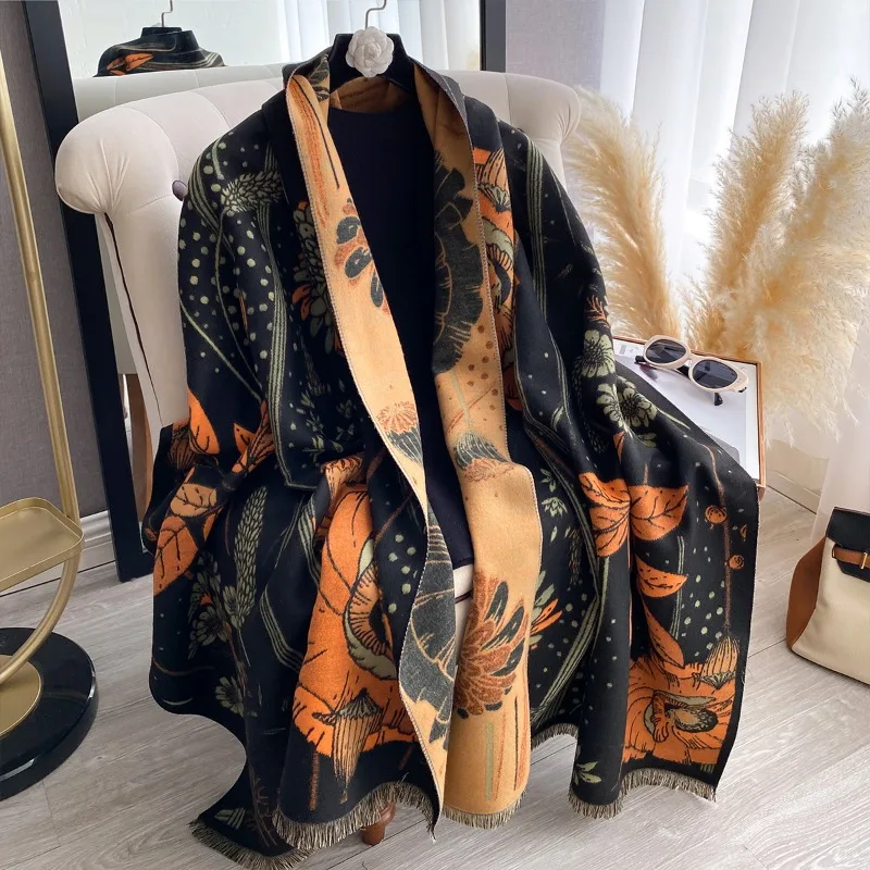 

High-end faux cashmere scarf for women, fashionable and warm floral neck wrap, versatile two-tone shawl with jacquard pattern