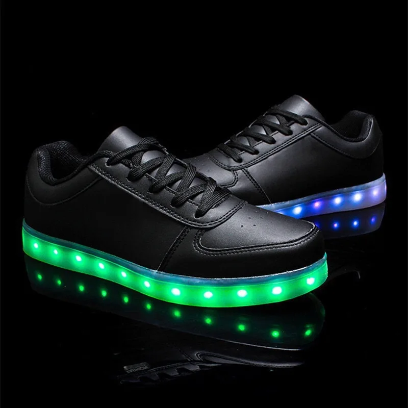 Nowa moda LED lekkie buty Usb Charge dla kobiet i mężczyzn świecące trampki pary deskorolka sportowa buty Zapatos Mujer