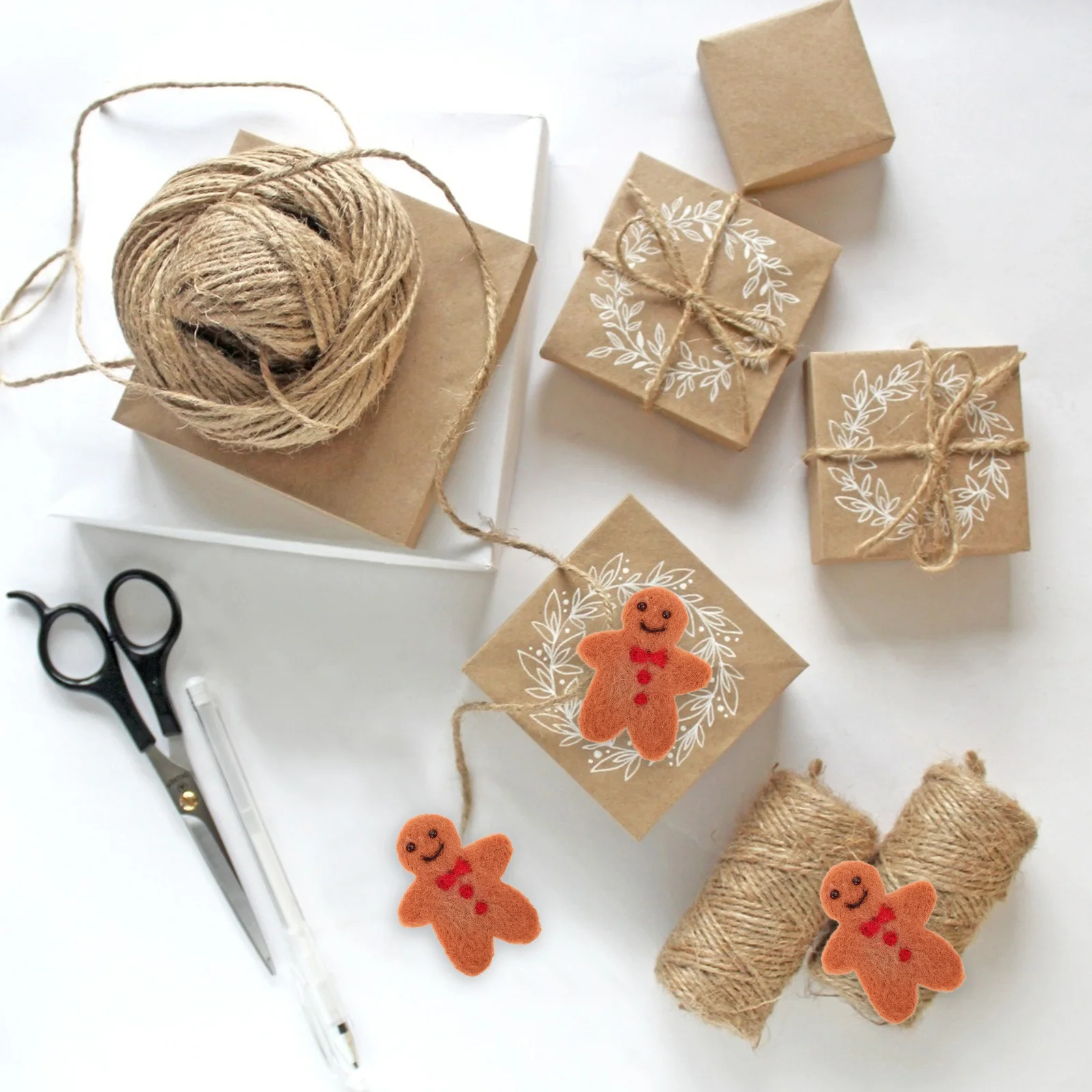 

10Pcs Gingerbread Man Pendant Decorative Felt Pendants DIY Christmas Headdress Charms Handicraft Accessories DIY Hairpin Charms