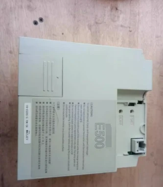 

FR-E520S-0.75K-CH 0.75KW 220V INVERTER , Good Working , In Stock