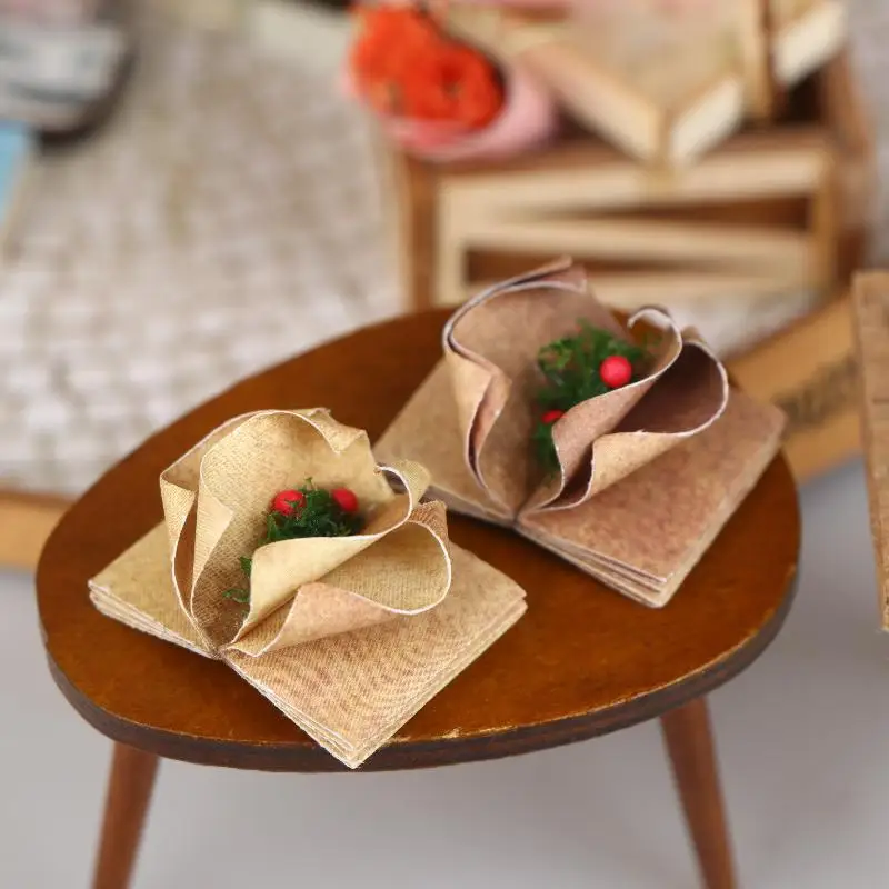 หนังสือเวทมนตร์จิ๋วสำหรับบ้านตุ๊กตา 1/12 ของตกแต่งฉากโลกเวทมนตร์ ของประดับบ้านตุ๊กตาสไตล์วินเทจ อุปกรณ์ประกอบฉากถ่ายภาพ