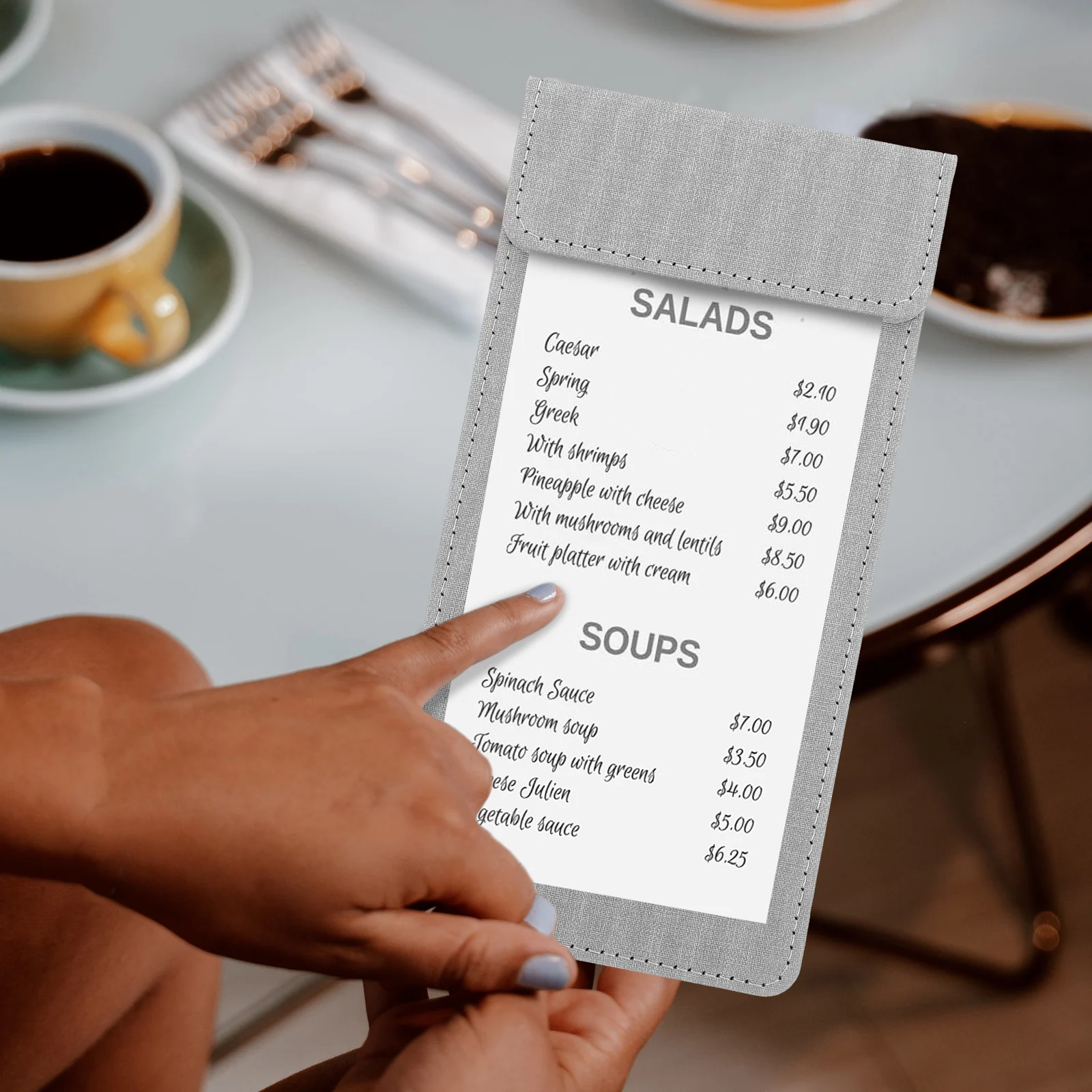 تحقق من مجلد مقدم المطاعم، فحص خادم الضيوف، كتاب تسجيل المدفوعات النقدية، حامل البطاقة، حامل عرض القائمة، حامل الطلب