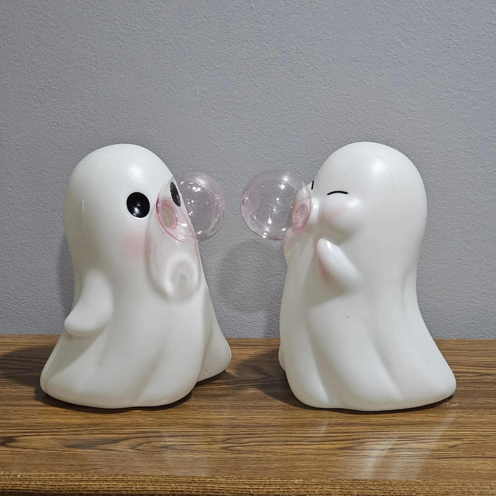 

Halloween Monster Ghost Blow Pink Bubbles Ornament Desktop Ornament Creative Home Tabletop Festival Decoration Gifts For Friends