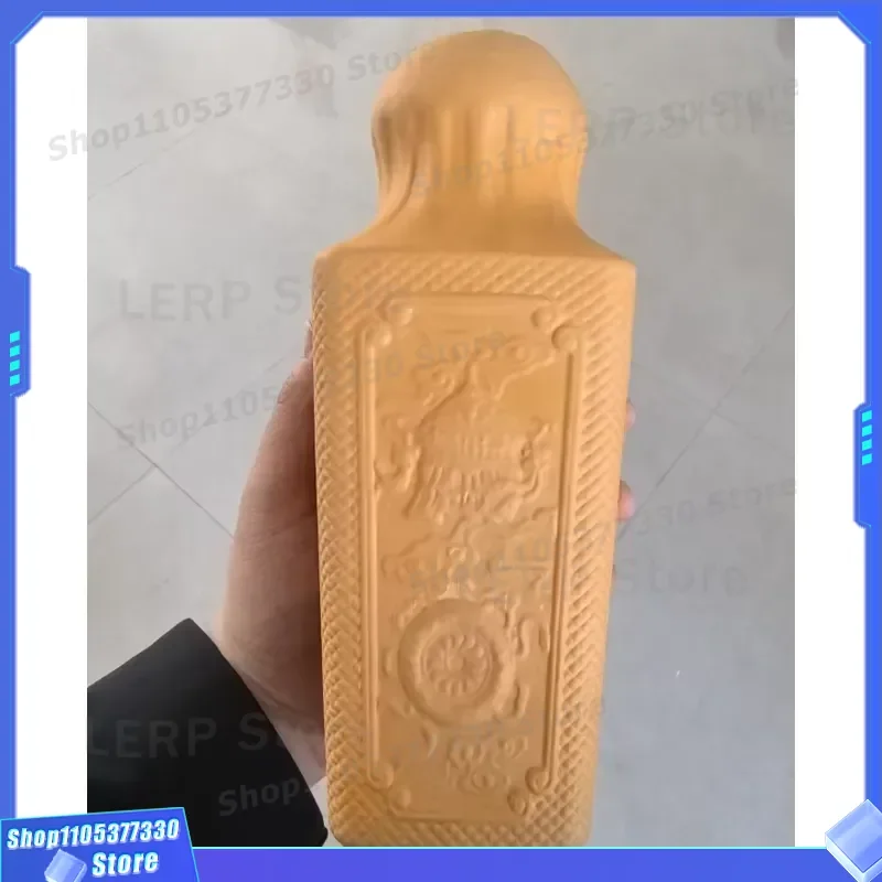 Hand Carved Gourd Vase Traditional Chinese Art Decorative Home Ornament Elegant Natural Calabash Craft for Living Room Shelf