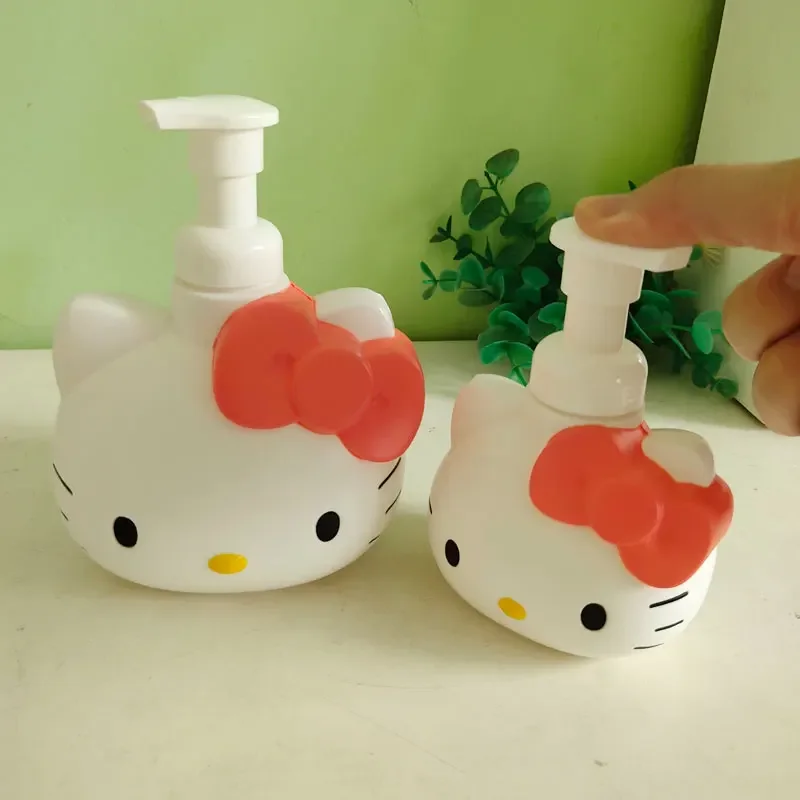 480ML Hello Kitty Soap Dispenser Bottle Bathroom Shower Gel Shampoo Sub-packing Pressure Bottle Portable Plastic Press Bottle