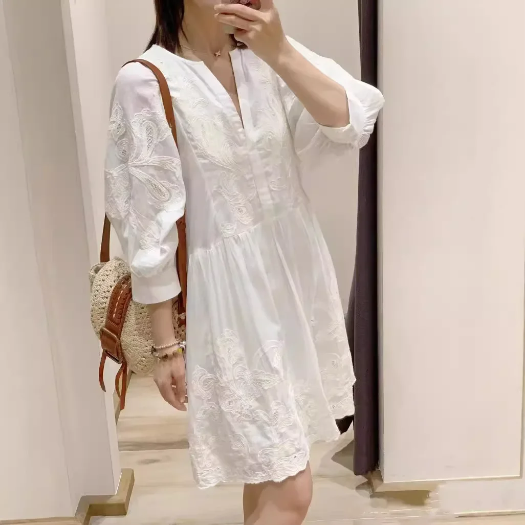 

camellia engraved embroidery Blouse Dress For Women White Color lantern sleeve Vintage Ball Gown Shirt Dresses