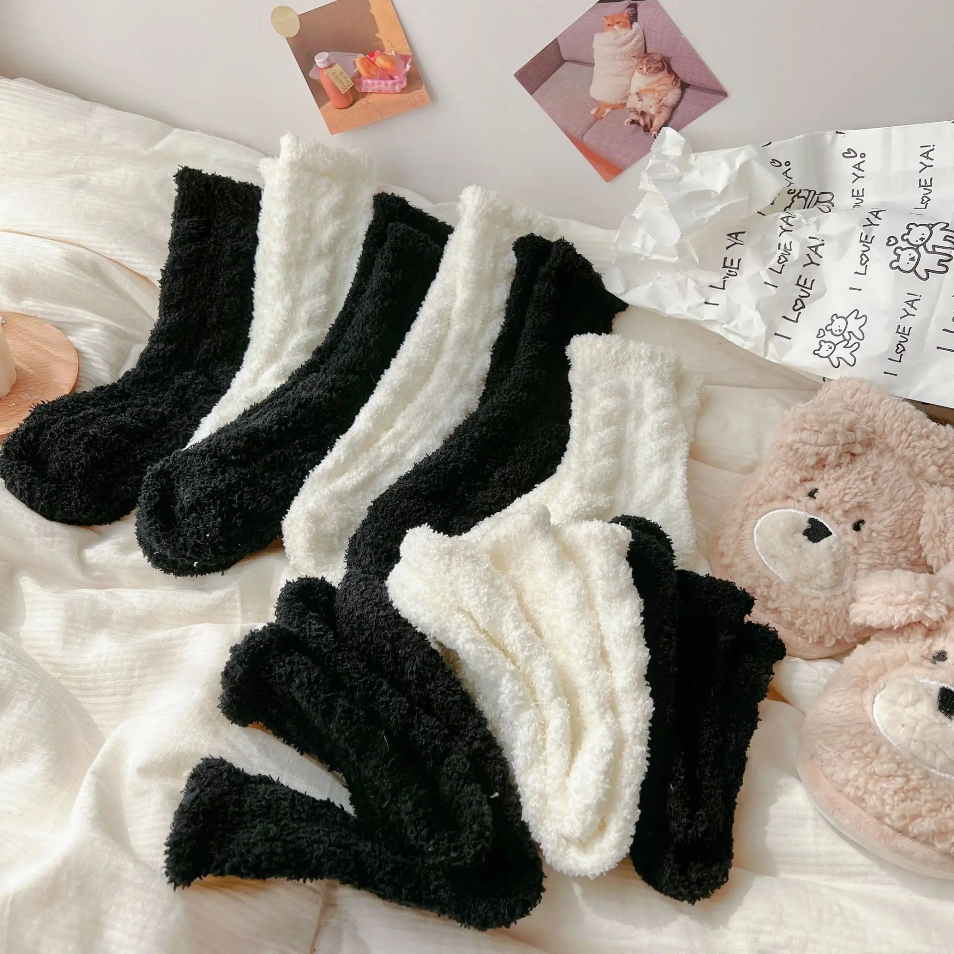 Mink Velvet Socks for Women and Men Autumn and Winter Thicken Thermal Coral Velvet Sleep Plush Floor Black White Socks Underwear