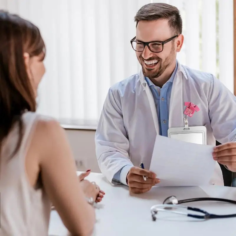 学生用の漫画の格納式ストラップクリップ、バッジリールクリップ、キー用クランプ、カラフルなリールクリップ、かわいい