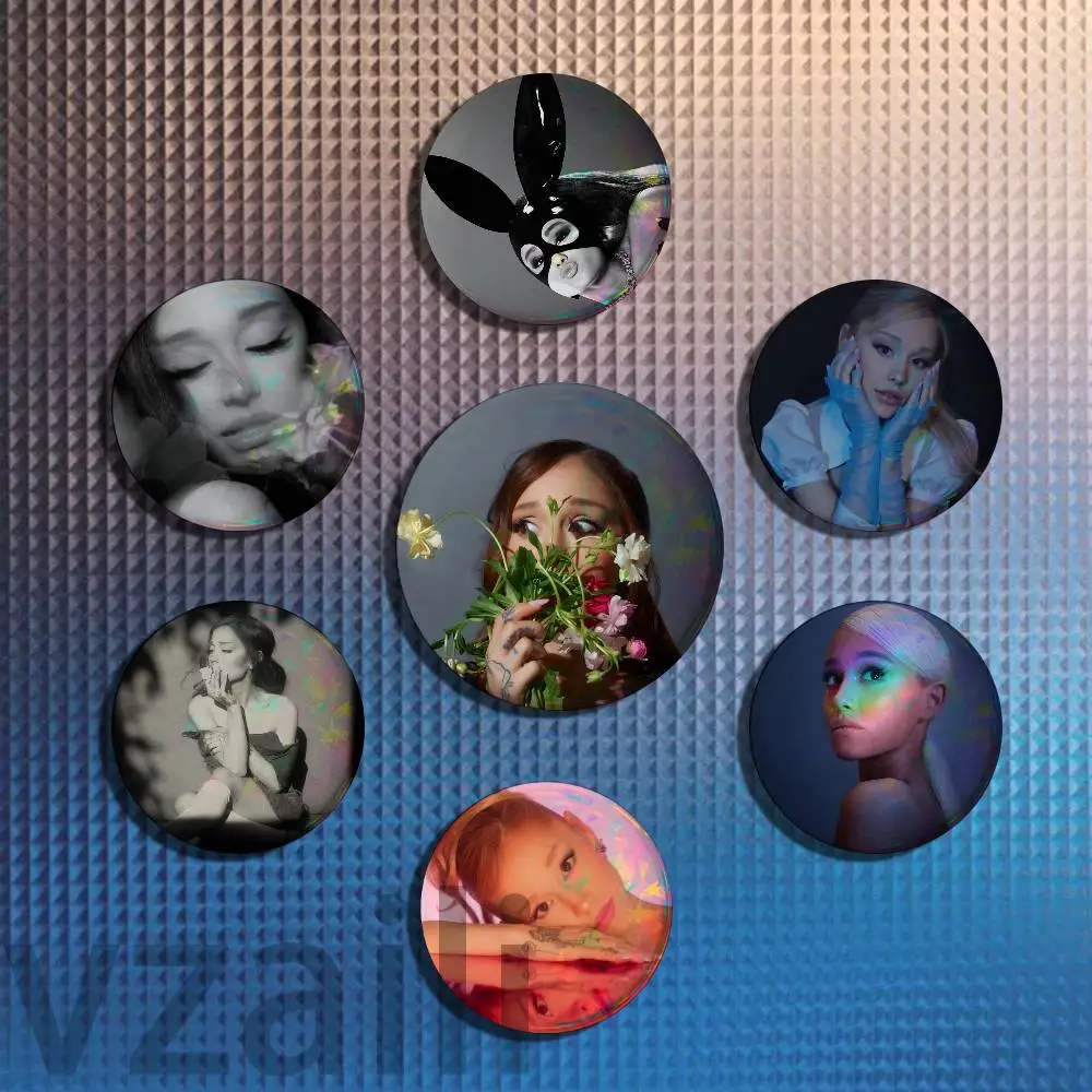 A-ariana grande-E Button Pin Single Pack Anime Merch for Ita Bags Badge Collectible Buttons TH