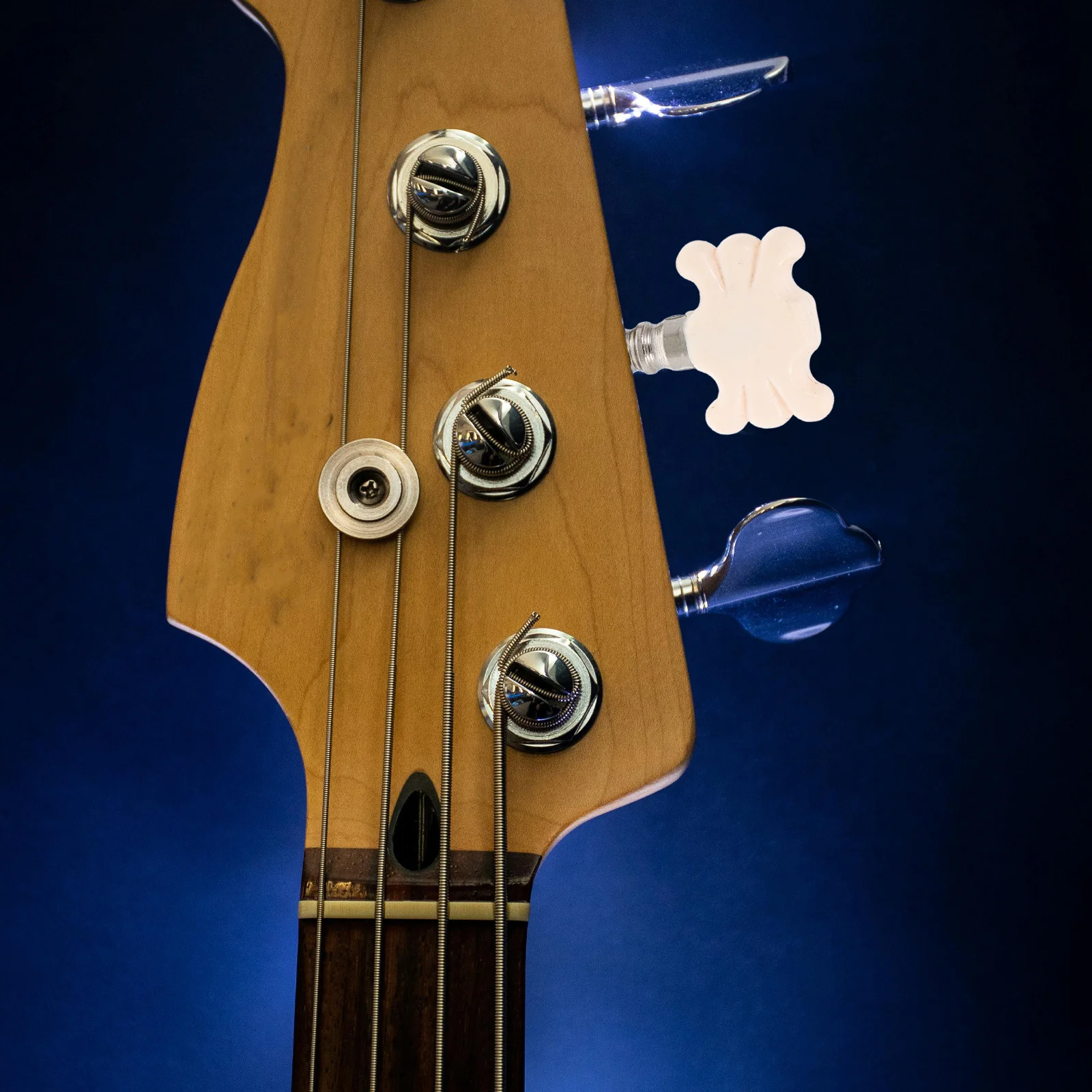 

Universal Guitar Tuning Pegs Locking Heads Replacement Suitable for Folk Wooden Guitar String Keys