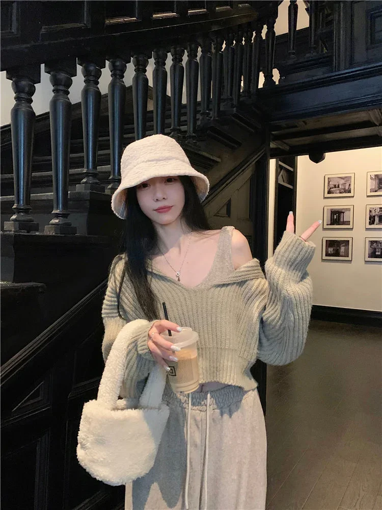 Y2k Aesthetic Grunge Women Sweater Off Shoulder Loose Streetwear Long Sleeve Pullovers Solid Casual Cropped Knitted Sueter Mujer