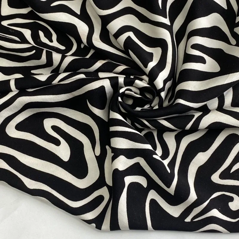 Black White Zebra Stripe 80S Silk Cotton Satin Fabric Summer Dress Elegant Luxurious Women's Fashion Breathable Party Wear view 4