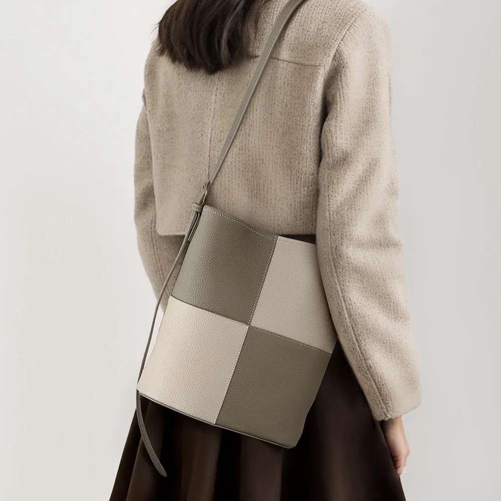 

2024 Autumn Winter And New Top Cowhide Color Blocked Bucket High-end Sense Niche Shoulder Bag Trendy Crossbody Bag сумка женская