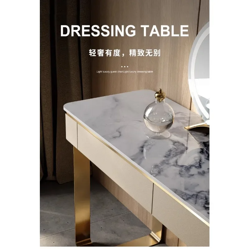 Commode simple et moderne de luxe légère, commode intégrée avec miroir pour tout le corps