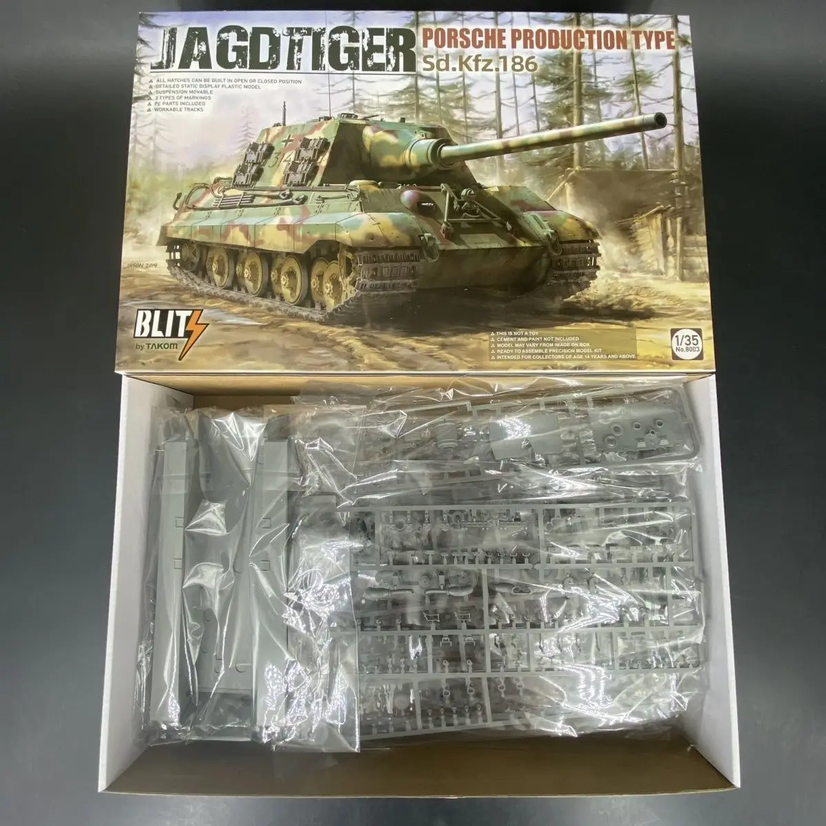 

8003 Jagdtiger Tank Fighter Vehicle Assembly Pvc Model Sd.Kfz186 1/35 Toys Collection Decoration Boys Birthday Gift