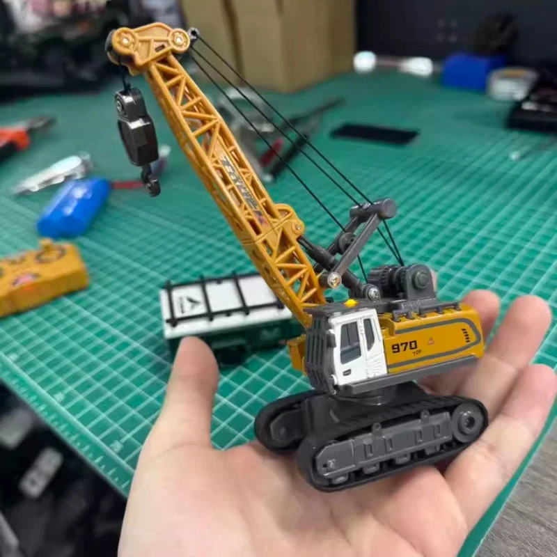 1:64 Scale Alloy Construction Vehicles Excavator Forklift Dump Truck Mini Desktop Play Toys For Kids Truck Remote Control