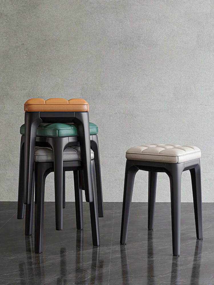 

Soft plastic stools can be stacked and placed with thick dining tables, high stools, dining chairs, living room benches