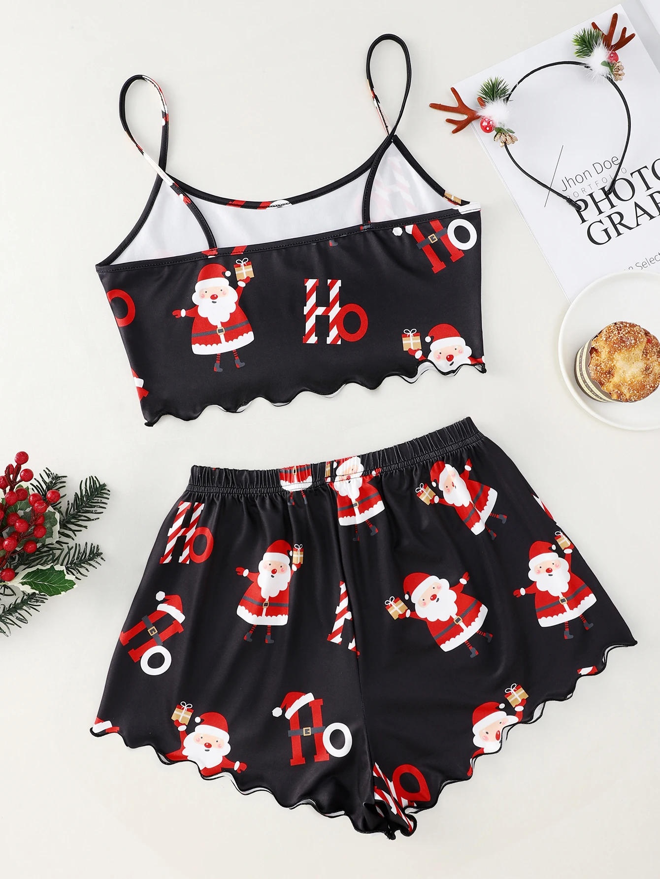 Women\'s Cute Cartoon Santa & Candy Cane Print Frill Trim Christmas Pajama Set Round Neck Backless Crop Cami Top & Shorts