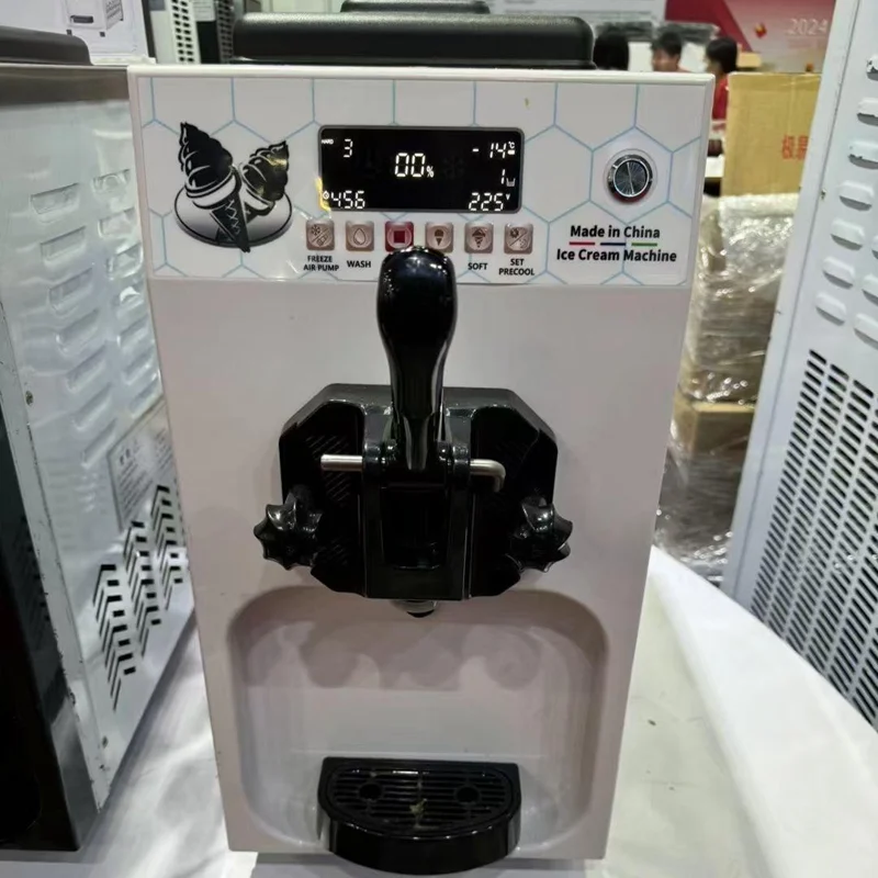 آلة الآيس كريم المنزلية الصغيرة الأوتوماتيكية آلة الآيس كريم المخروطية للأطفال محلية الصنع التجارية لتقوم بها بنفسك آلة لينغ #1
