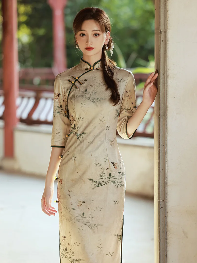 Abito da sera classico Vintage con bottoni Cheongsam autunno lungo Slim Fit Qipao abito elegante da donna in stile tradizionale cinese